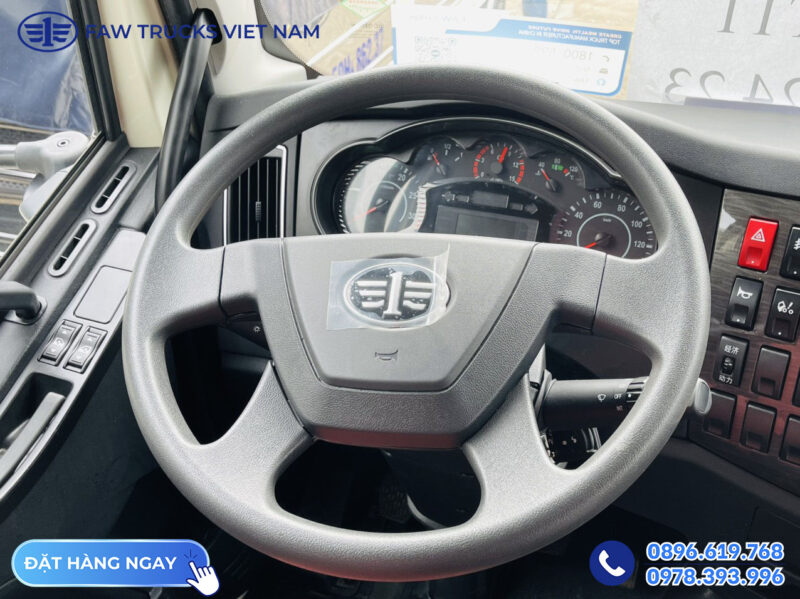 Z6664385095727_a20d3de6a7f7fc473625d3debac51091
