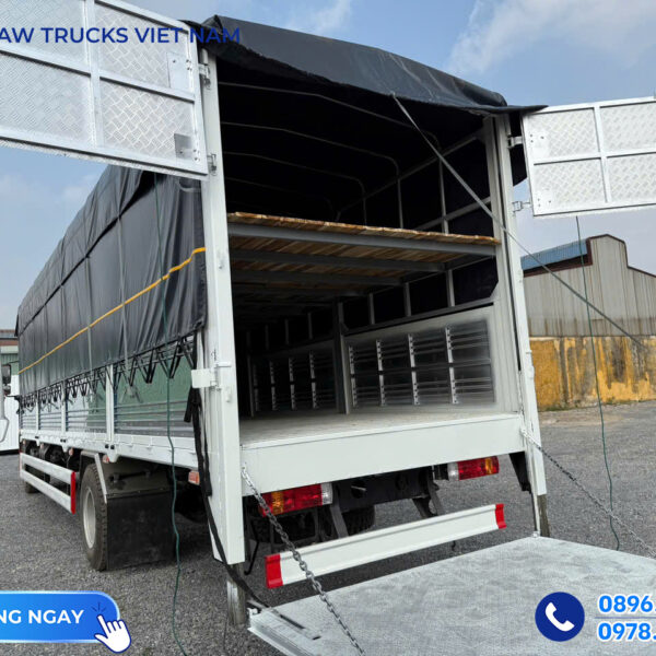 Z7700799600241_210de34adc473d3b7f6658807372e88f