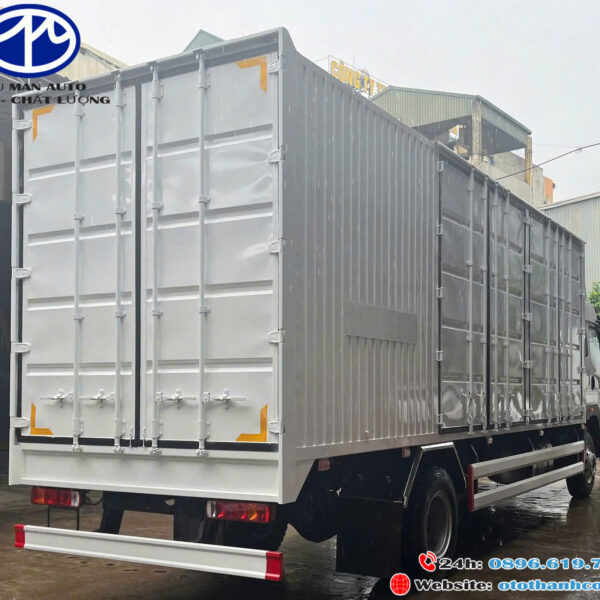 Z7757535225110_b966423c304c623d907cc51e770dbbe2